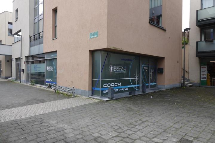 Commercial de 84m²  à Nivelles