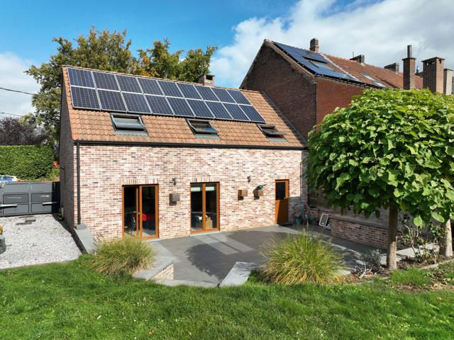 Maison de 125.6m²  à Nivelles